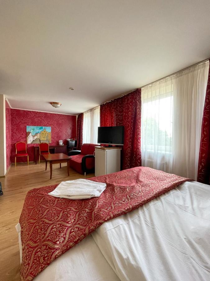 Taurage Hotel Ngoại thất bức ảnh