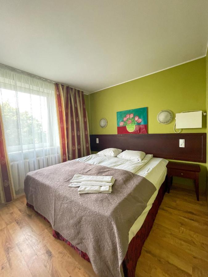 Taurage Hotel Ngoại thất bức ảnh