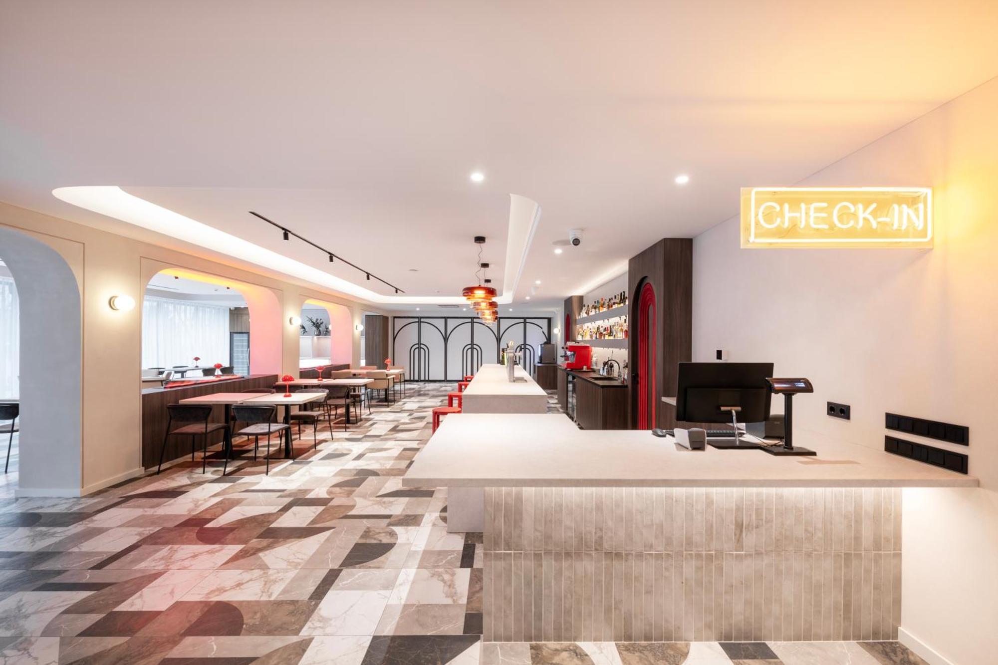 Taurage Hotel Ngoại thất bức ảnh