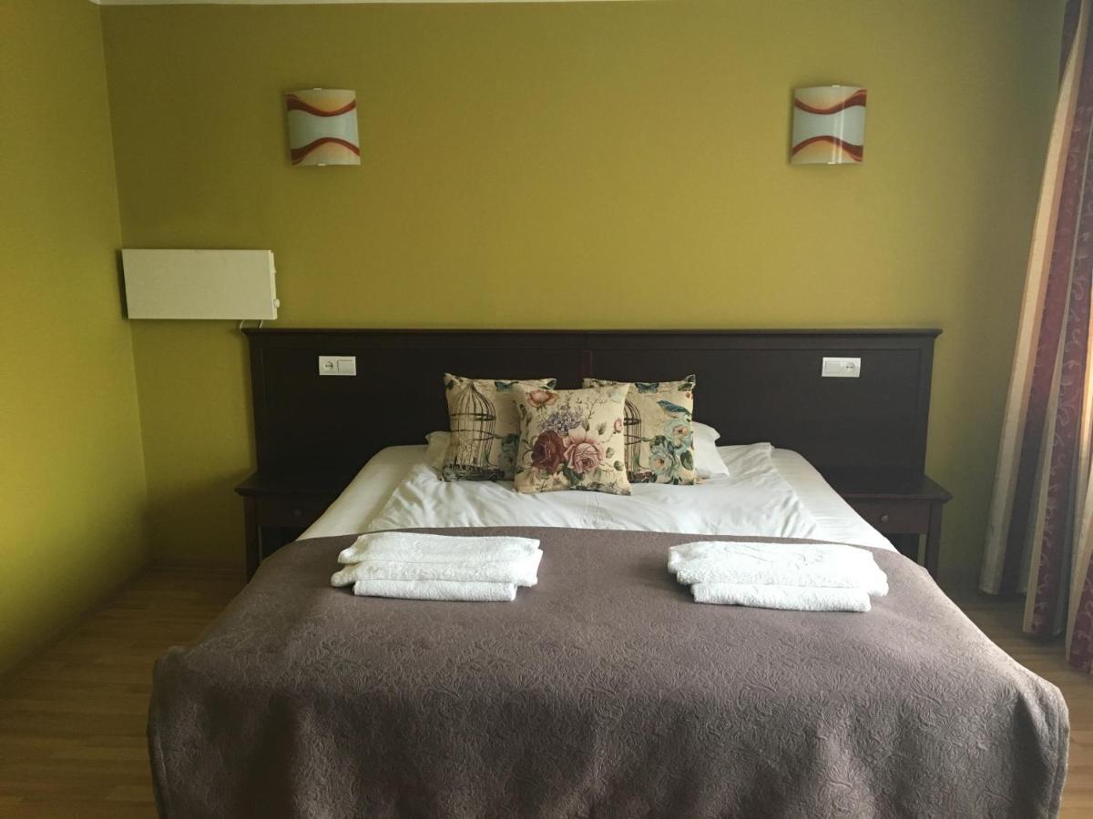 Taurage Hotel Ngoại thất bức ảnh